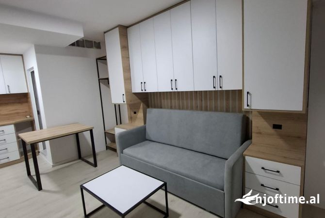 Shtepi me qera Garsoniere ne Tirane - 400 Euro