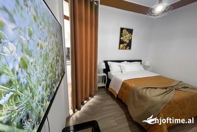 Shtepi me qera Garsoniere ne Tirane - 500 Euro