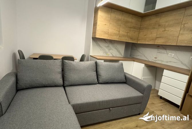 Shtepi me qera 1+1 ne Tirane - 50,000 Leke