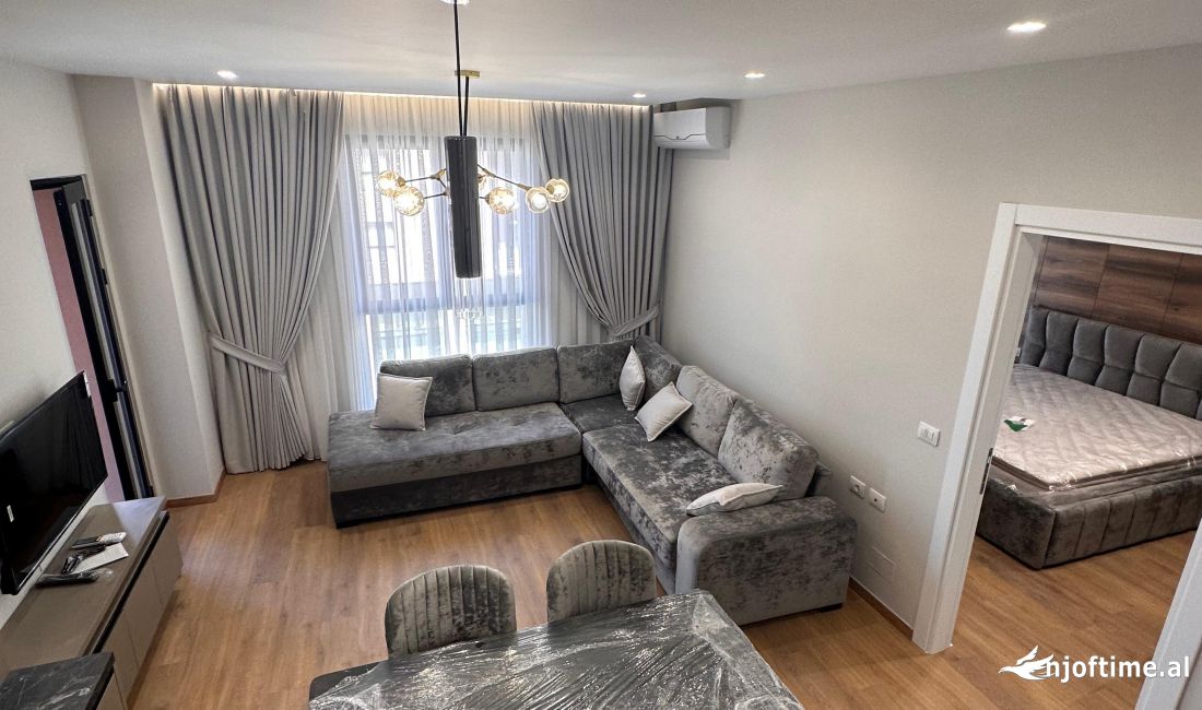 Shtepi me qera Apartament ne Tirane, 1+1, Mobilimi E mobiluar, Pagesa 500  Euro.