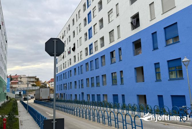 Shtepi ne shitje Apartament ne Tirane, 1+1, Mobilimi Bosh, pa mobiluar, Pagesa 85,000  Euro.