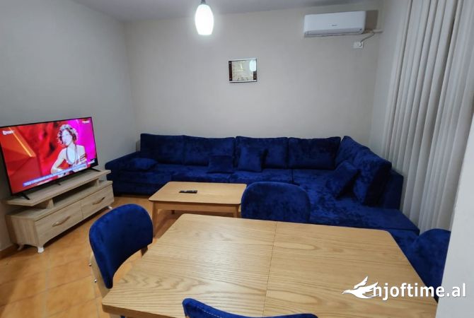 Shtepi me qera 2+1 ne Tirane - 55,000 Leke