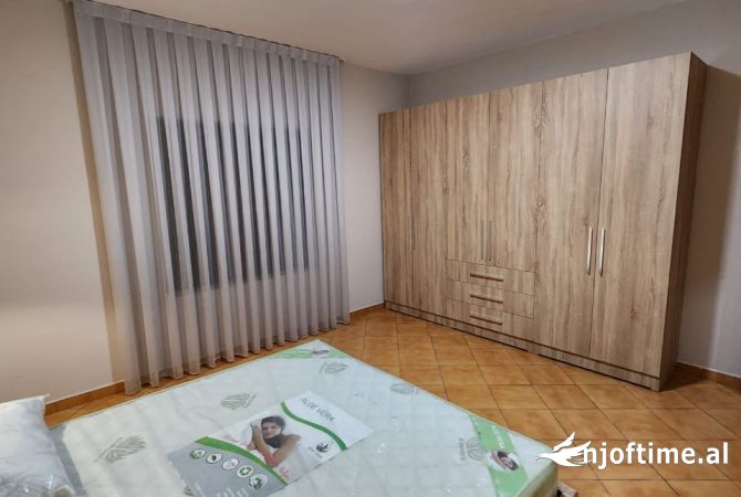 Shtepi me qera 2+1 ne Tirane - 55,000 Leke