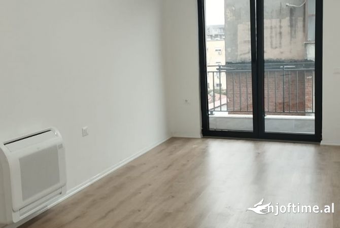 Shtepi me qera Apartament ne Tirane, Garsoniere, Mobilimi E mobiluar, Pagesa 400  Euro.