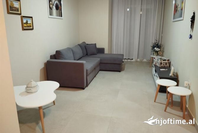 Shtepi me qera 1+1 ne Tirane - 58,000 Leke