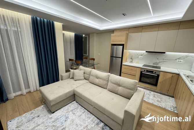 Shtepi me qera Apartament ne Tirane, 2+1, Mobilimi E mobiluar, Pagesa 750  Euro.