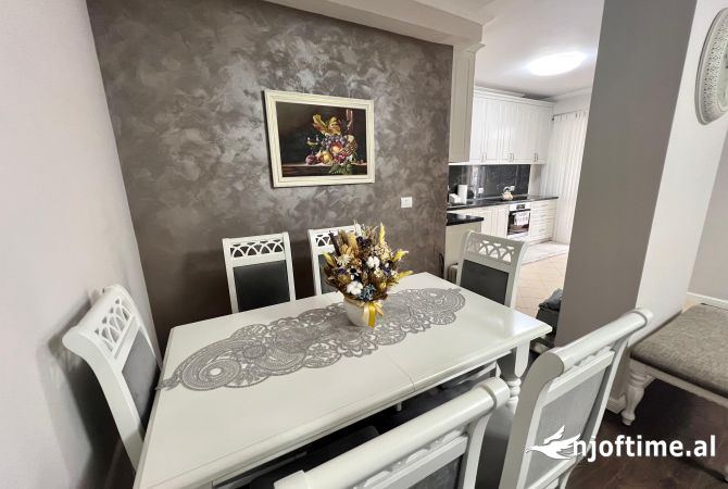 Apartment for sale in Tirana 2+1, Furnished