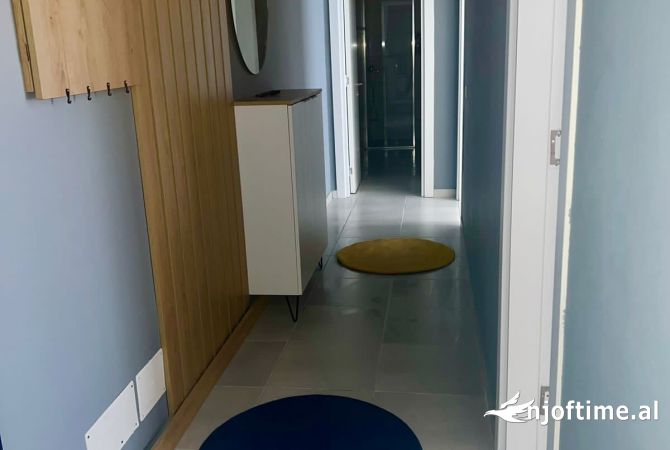 Shtepi me qera Apartament ne Tirane, 2+1, Mobilimi E mobiluar, Pagesa 80,000  Leke.