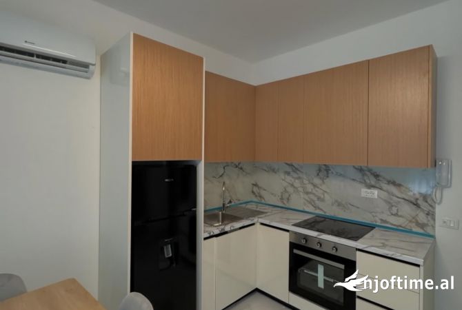Shtepi me qera 1+1 ne Tirane - 450 Euro