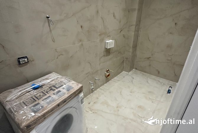 Shtepi me qera Apartament ne Tirane, 1+1, Mobilimi E mobiluar, Pagesa 60,000  Leke.