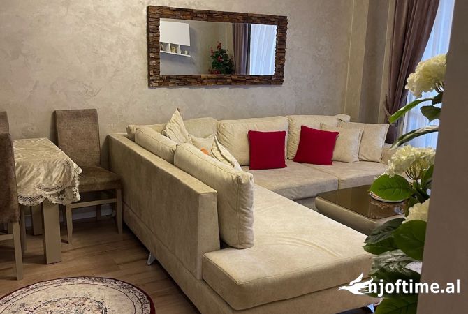 Casa in affitto 2+1 a Tirana - 1,000 Euro