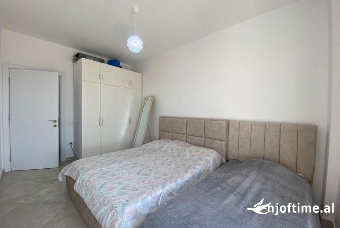 Shtepi me qera Apartament ne Tirane, 1+1, Mobilimi E mobiluar, Pagesa 550  Euro.
