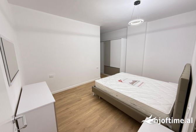 Shtepi me qera 2+1 ne Tirane - 650 Euro