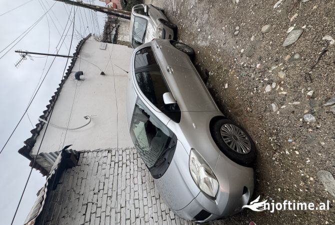 Makina ne shitje ne Tirane - 4,500 Euro
