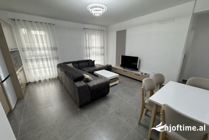 Shtepi me qera 1+1 ne Tirane - 600 Euro