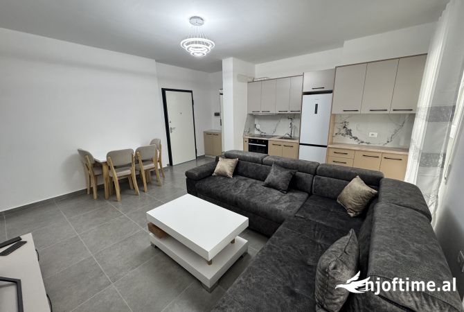 Shtepi me qera Apartament ne Tirane, 1+1, Mobilimi E mobiluar, Pagesa 600  Euro.
