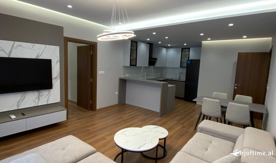 Shtepi me qera Apartament ne Tirane, 2+1, Mobilimi E mobiluar, Pagesa 750  Euro.