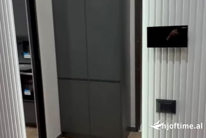 Shtepi me qera Apartament ne Tirane, 1+1, Mobilimi E mobiluar, Pagesa 1,000  Euro.