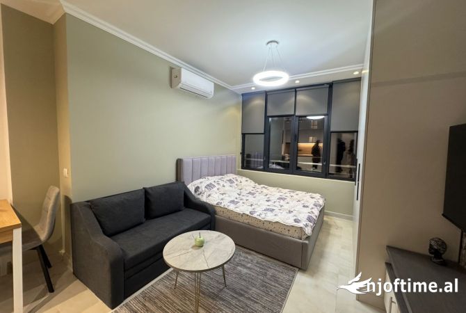 Shtepi me qera Garsoniere ne Tirane - 370 Euro