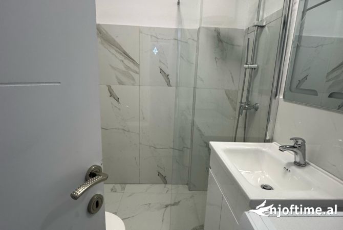 Shtepi me qera Apartament ne Tirane, 2+1, Mobilimi E mobiluar, Pagesa 500  Euro.