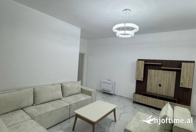 Shtepi me qera 2+1 ne Tirane - 500 Euro
