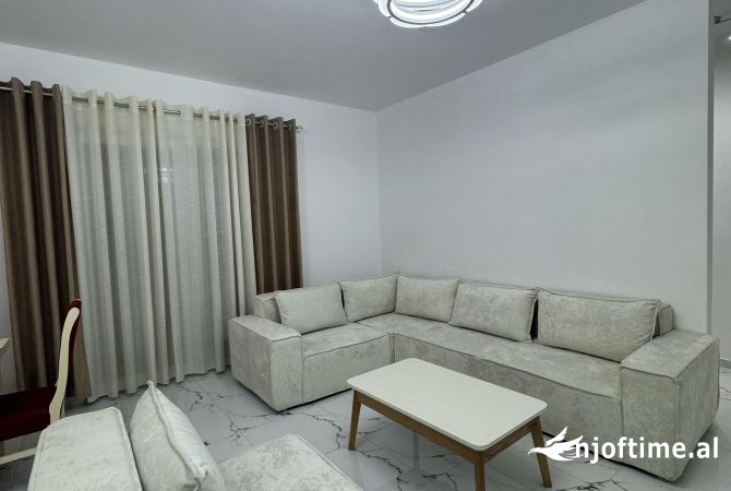 Shtepi me qera 2+1 ne Tirane - 500 Euro