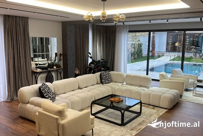 Shtepi me qera 3+1 ne Tirane - 5,000 Euro