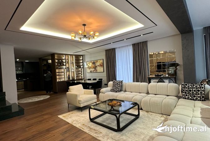 Shtepi me qera 3+1 ne Tirane - 5,000 Euro