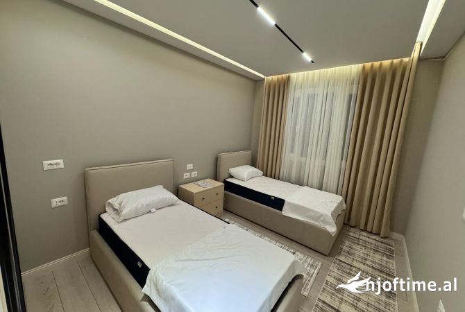Shtepi me qera Apartament ne Tirane, 2+1, Mobilimi E mobiluar, Pagesa 850  Euro.