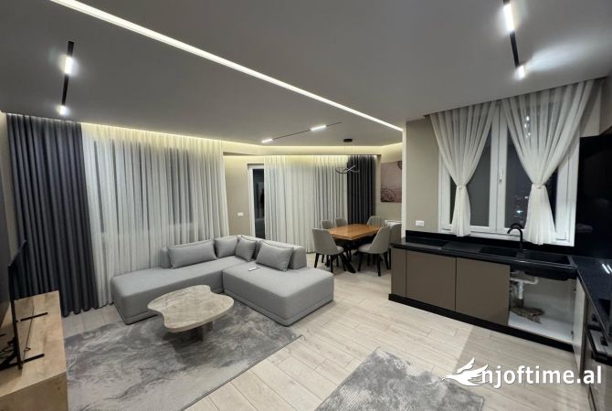 Shtepi me qera 2+1 ne Tirane - 850 Euro