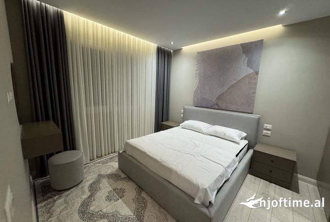 Shtepi me qera Apartament ne Tirane, 2+1, Mobilimi E mobiluar, Pagesa 850  Euro.