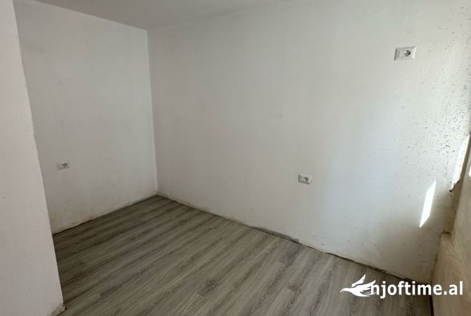 Shtepi ne shitje Garsoniere ne Tirane - 53,000 Euro