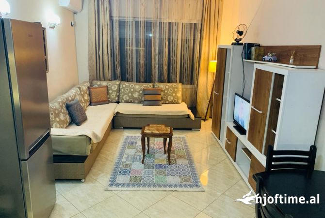 Shtepi me qera 1+1 ne Tirane - 600 Euro