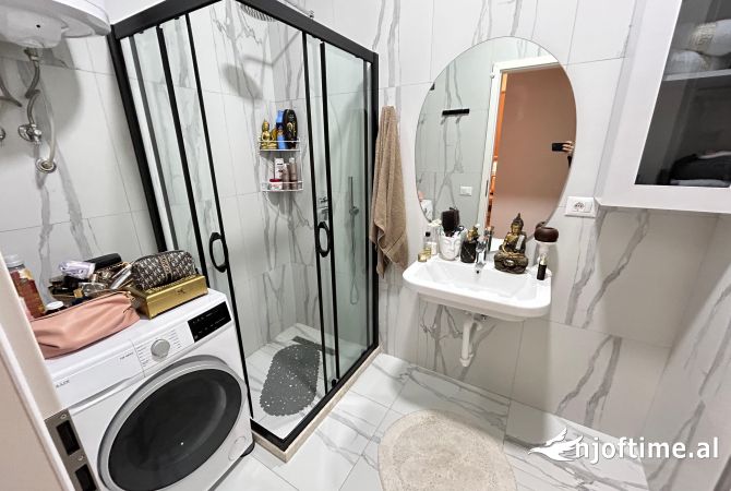 Shtepi me qera Apartament ne Tirane, 1+1, Mobilimi E mobiluar, Pagesa 380  Euro.