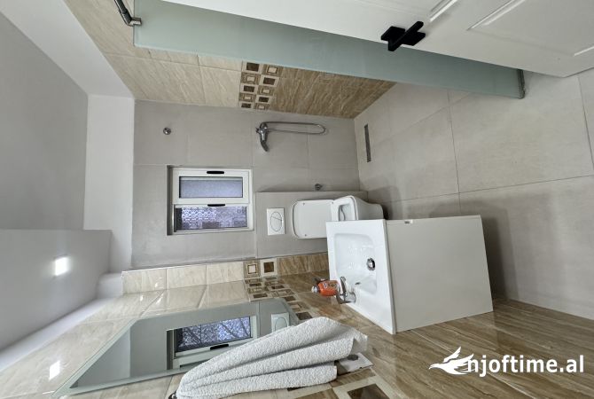 Shtepi me qera Apartament ne Tirane, 1+1, Mobilimi E mobiluar, Pagesa 450  Euro.