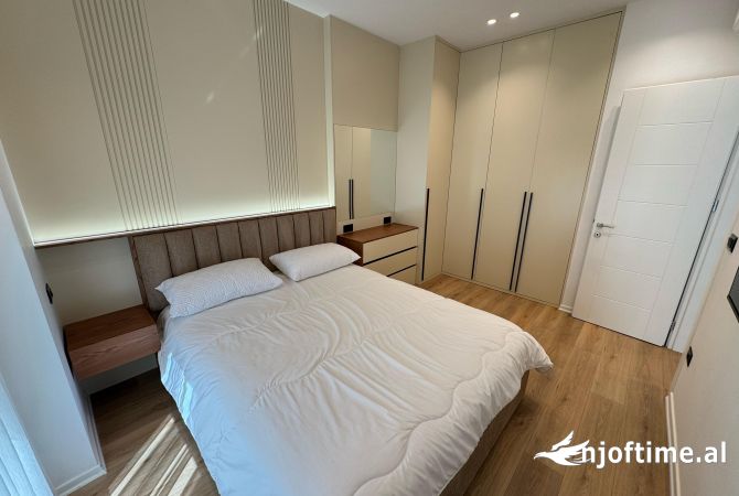 Shtepi me qera Apartament ne Tirane, 1+1, Mobilimi E mobiluar, Pagesa 800  Euro.