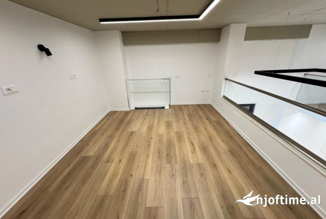 Shtepi me qera 2+1 ne Tirane - 1,000 Euro