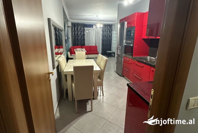 Shtepi me qera 2+1 ne Tirane - 550 Euro