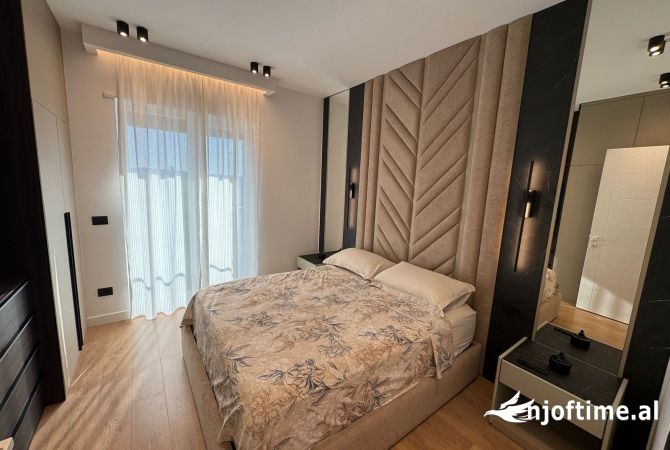 Shtepi me qera Apartament ne Tirane, 1+1, Mobilimi E mobiluar, Pagesa 800  Euro.