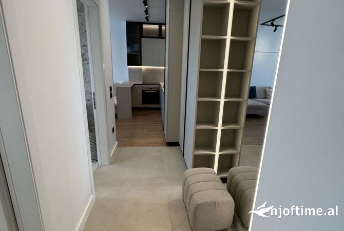 Shtepi me qera Apartament ne Tirane, 1+1, Mobilimi E mobiluar, Pagesa 800  Euro.