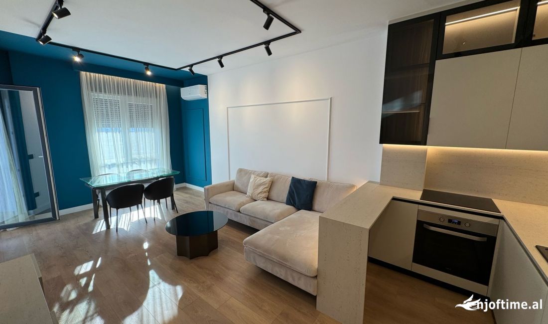 Shtepi me qera Apartament ne Tirane, 1+1, Mobilimi E mobiluar, Pagesa 800  Euro.