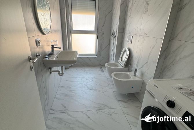 Shtepi me qera 1+1 ne Tirane - 400 Euro