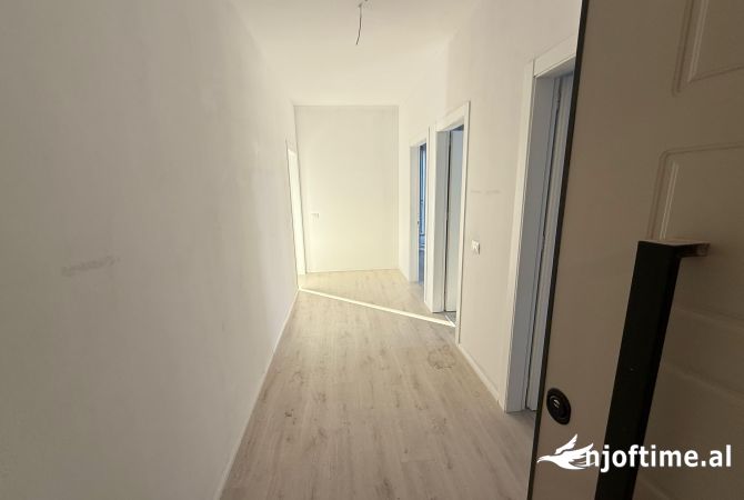 Shtepi me qera Apartament ne Tirane, 2+1, Mobilimi E mobiluar, Pagesa 700  Euro.