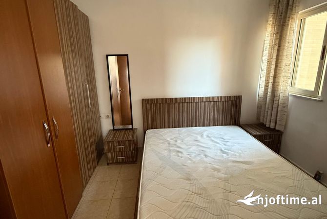 Shtepi me qera Apartament ne Tirane, 1+1, Mobilimi E mobiluar, Pagesa 39,000  Leke.