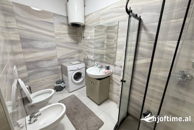 Shtepi me qera Apartament ne Tirane, 1+1, Mobilimi E mobiluar, Pagesa 750  Euro.