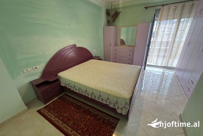 Shtepi me qera Apartament ne Tirane, 1+1, Mobilimi E mobiluar, Pagesa 350  Euro.