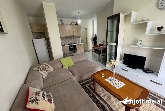 Shtepi me qera 1+1 ne Tirane - 350 Euro
