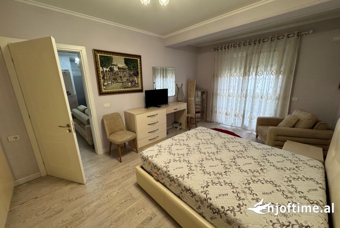 Shtepi me qera Apartament ne Tirane, 1+1, Mobilimi E mobiluar, Pagesa 500  Euro.