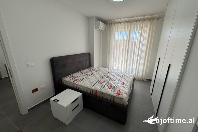 Shtepi me qera Apartament ne Tirane, 1+1, Mobilimi E mobiluar, Pagesa 600  Euro.