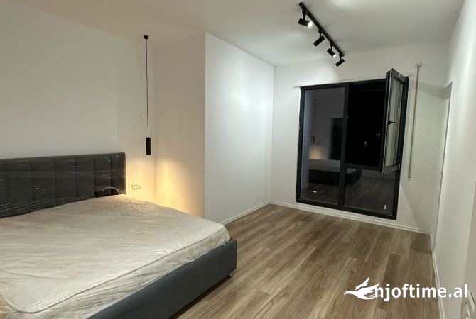 Shtepi me qera Apartament ne Tirane, 2+1, Mobilimi E mobiluar, Pagesa 800  Euro.